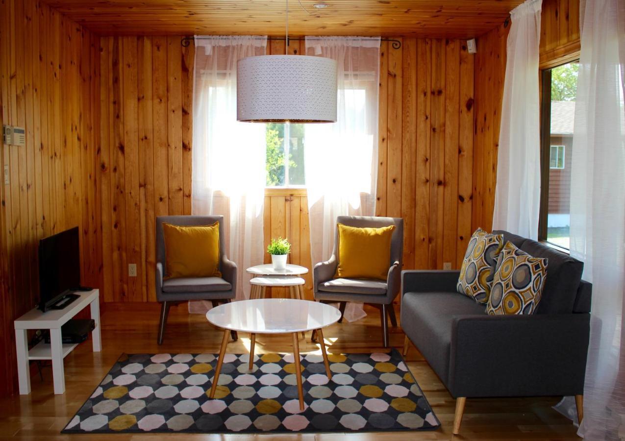 1 And Only Riverside Accommodations Sable River Exterior foto